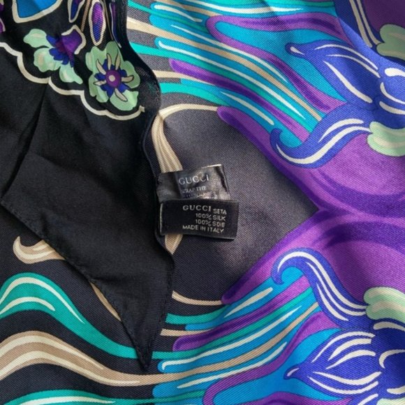 SOLD | Vintage Gucci Tom Ford Era Silk Bamboo Scarf Halter Top - Picture 3 of 5